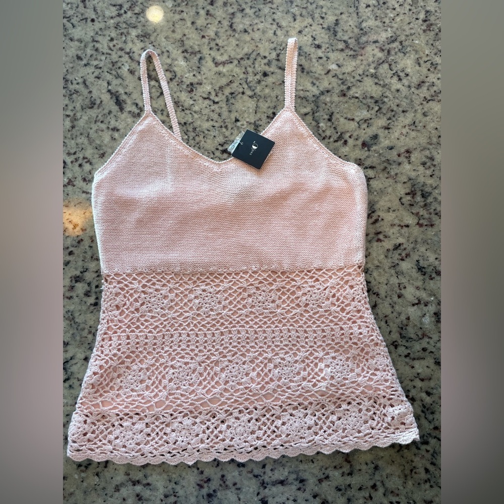 NWT women’s pink crochet tank size L